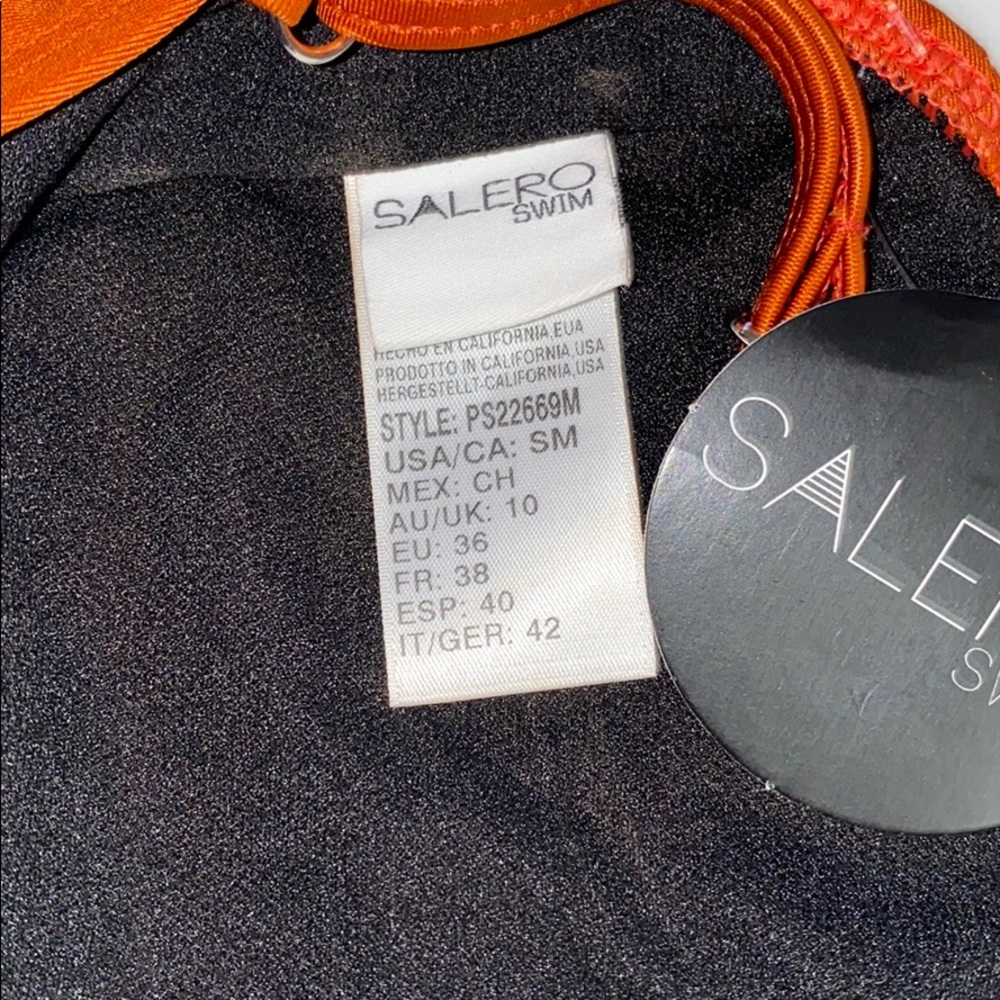 🔥Salero Swim Burnt Orange V-neck One Piece
NWT - Picture 7 of 11